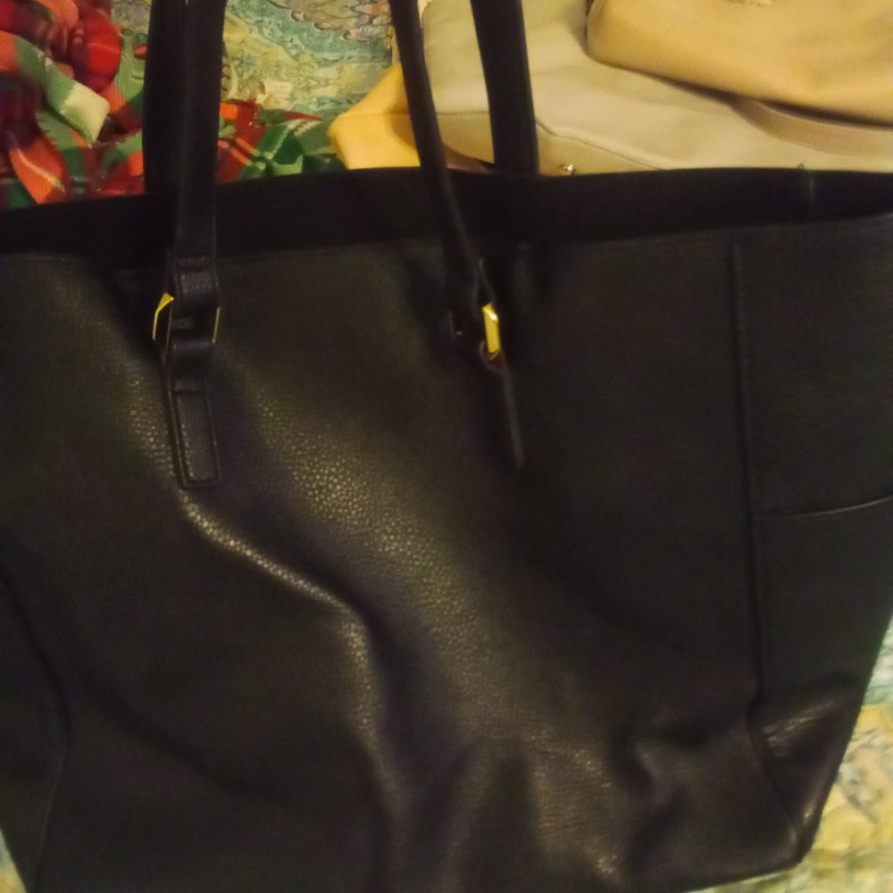 Purse - Picture 3 of 4